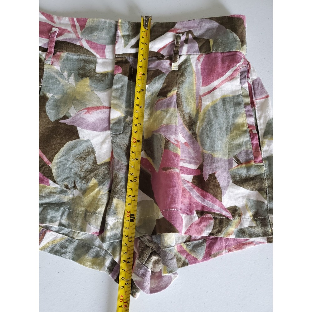 Tahari Linen Floral Print High‎ Waisted Shorts Medium Women's Vacation Tropical - Picture 6 of 7